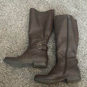 Womens size 8 brown knee high boots